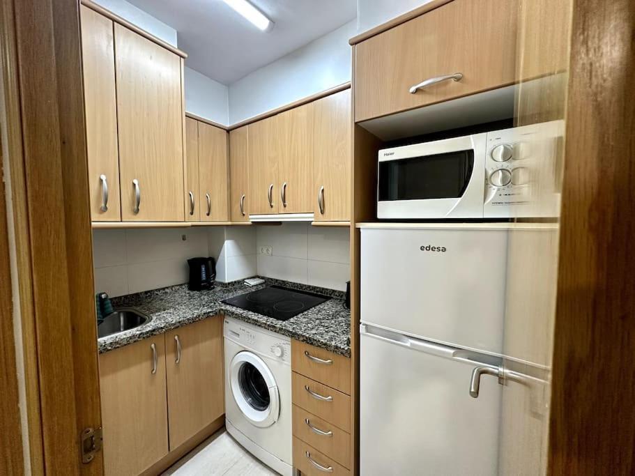 Little Horse Apartments 2 Ταραγόνα Εξωτερικό φωτογραφία