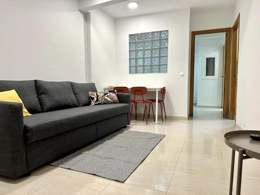 Little Horse Apartments 2 Ταραγόνα Εξωτερικό φωτογραφία